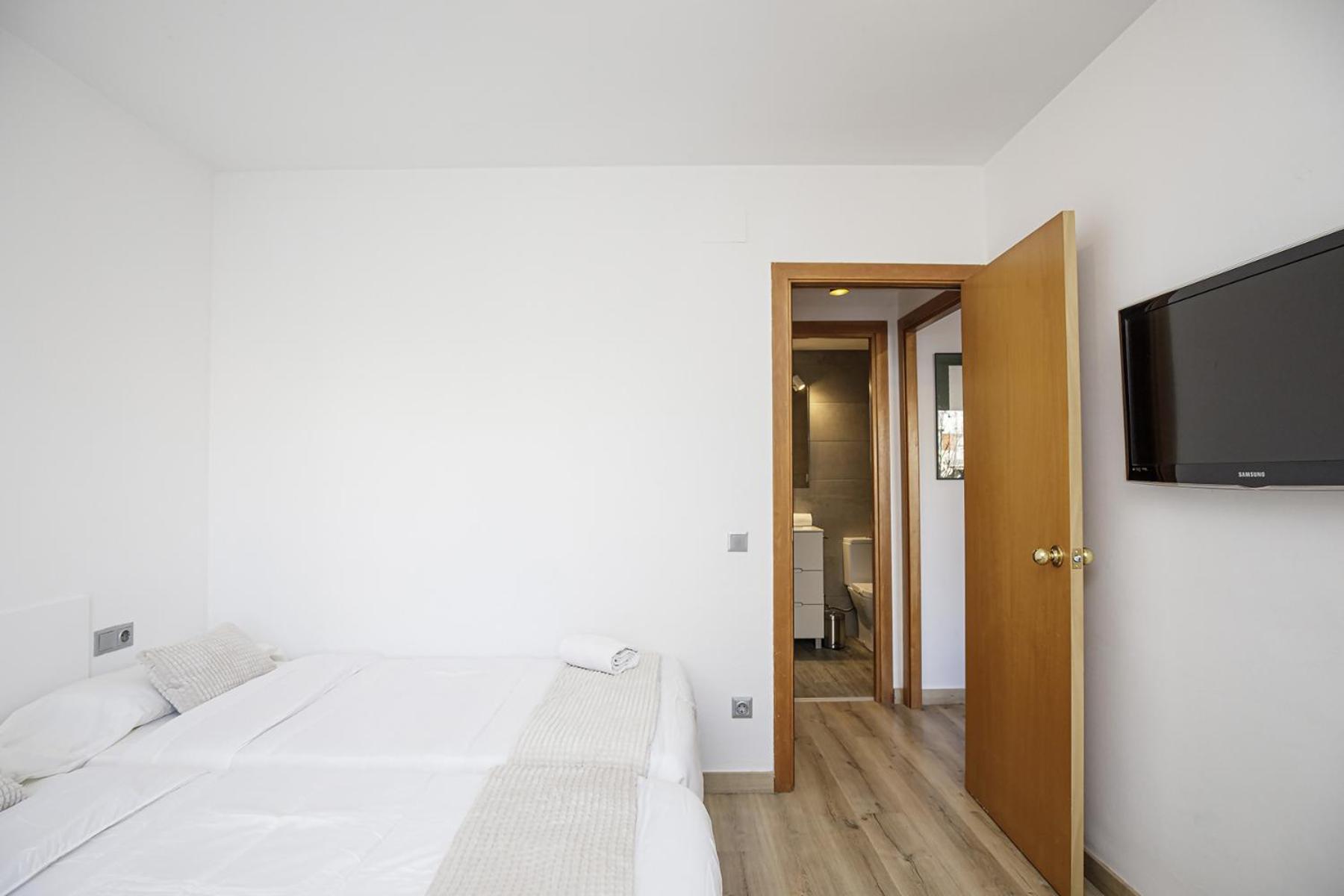 Apartamento Con Gran Terraza En Жерона Екстер'єр фото